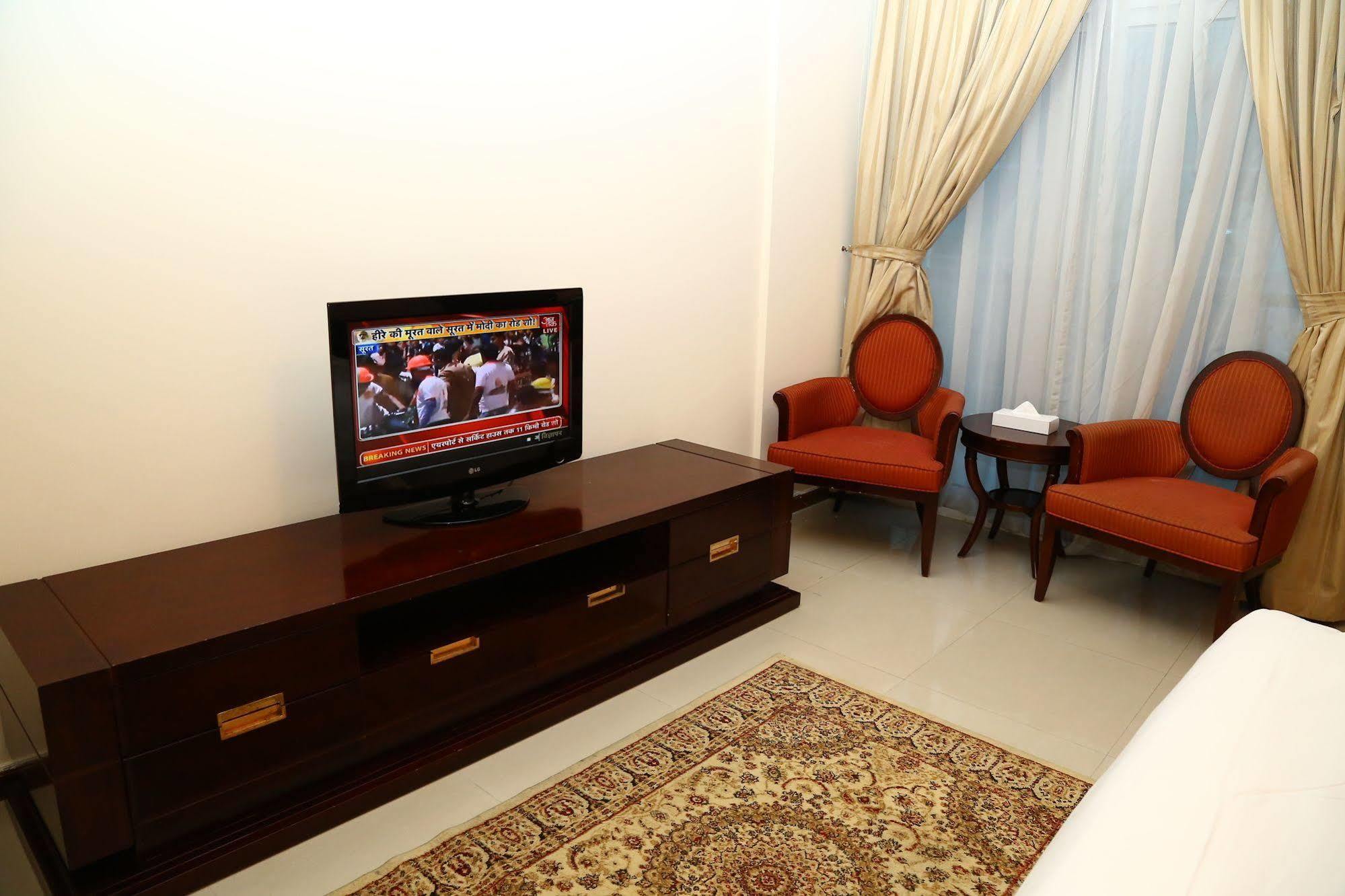 Golden Square Hotel Apartments Dubai Exterior foto